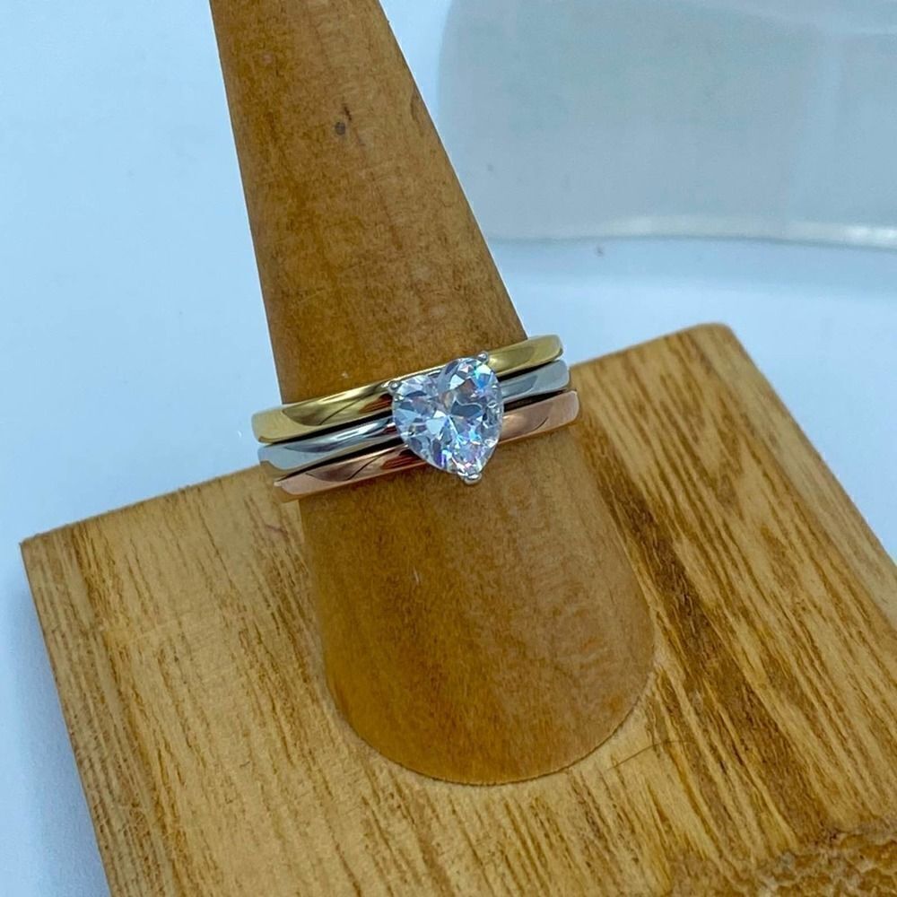 3-Piece Women's Stainless Steel Rings With Heart Shaped Cubic Zirconia